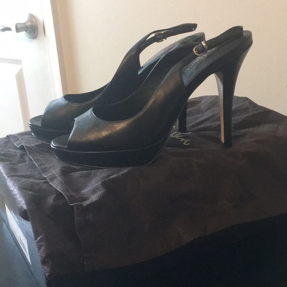 Cole Haan Black Stephanie Air Heels - Picture 4 of 4